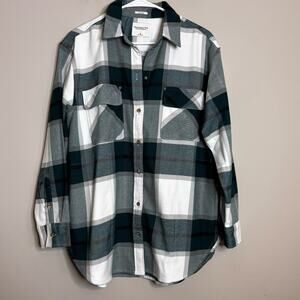 NWOT Abercrombie Oversized Green & Cream Soft AF Flannel Shirt Shacket Medium